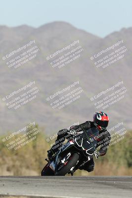 media/Dec-01-2025-Moto Forza (Mon) [[2daa91e15f]]/2-Intermediate Group/Session 2 Turn 9 Entry/